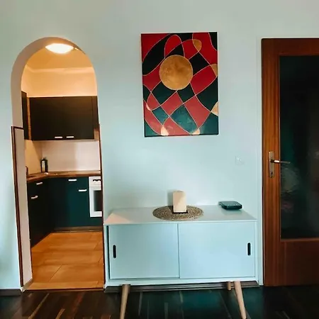 Ruhige Naehe Woerthersee アパート クラーゲンフルト