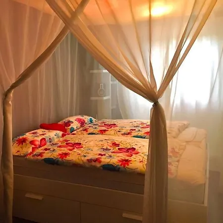 アパート Ruhige Naehe Woerthersee クラーゲンフルト