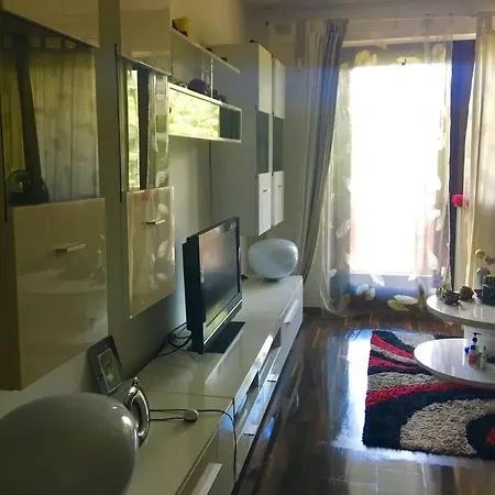 Ruhige Naehe Woerthersee アパート