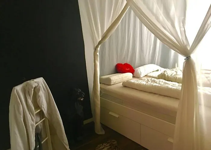 Ruhige Naehe Woerthersee Апартаменты